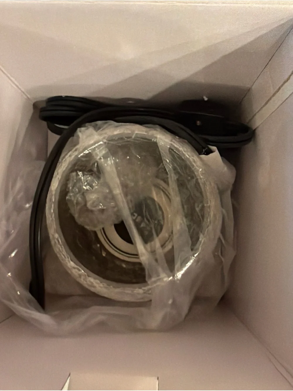 NIB Scentsy Wax Warmer Model Glisten